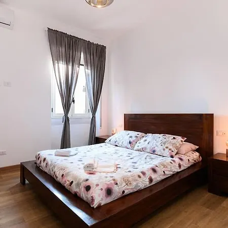 Apartment Ninfee 23 - In Rome